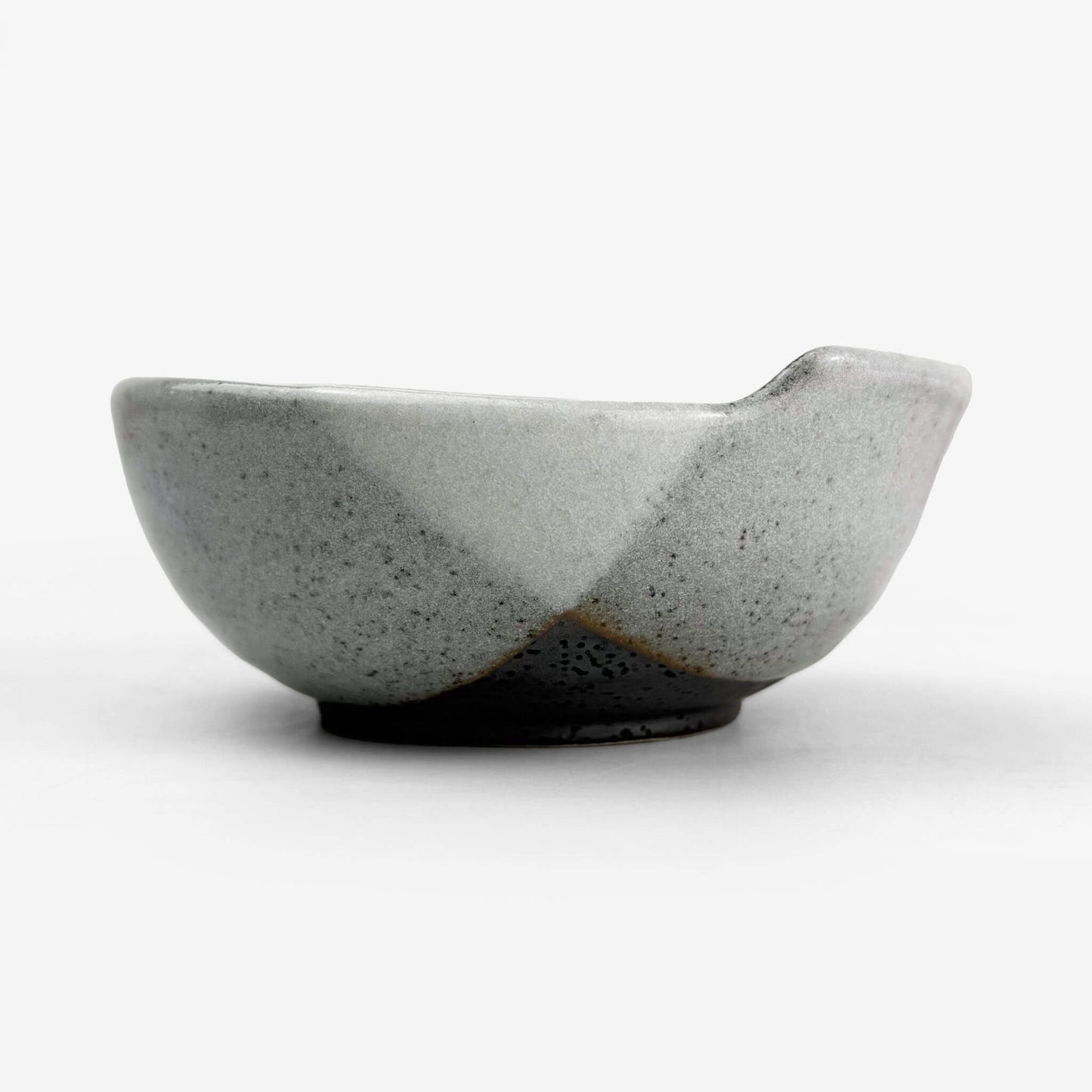 Tonsui Dish Shiro Nuriwake (5"D)