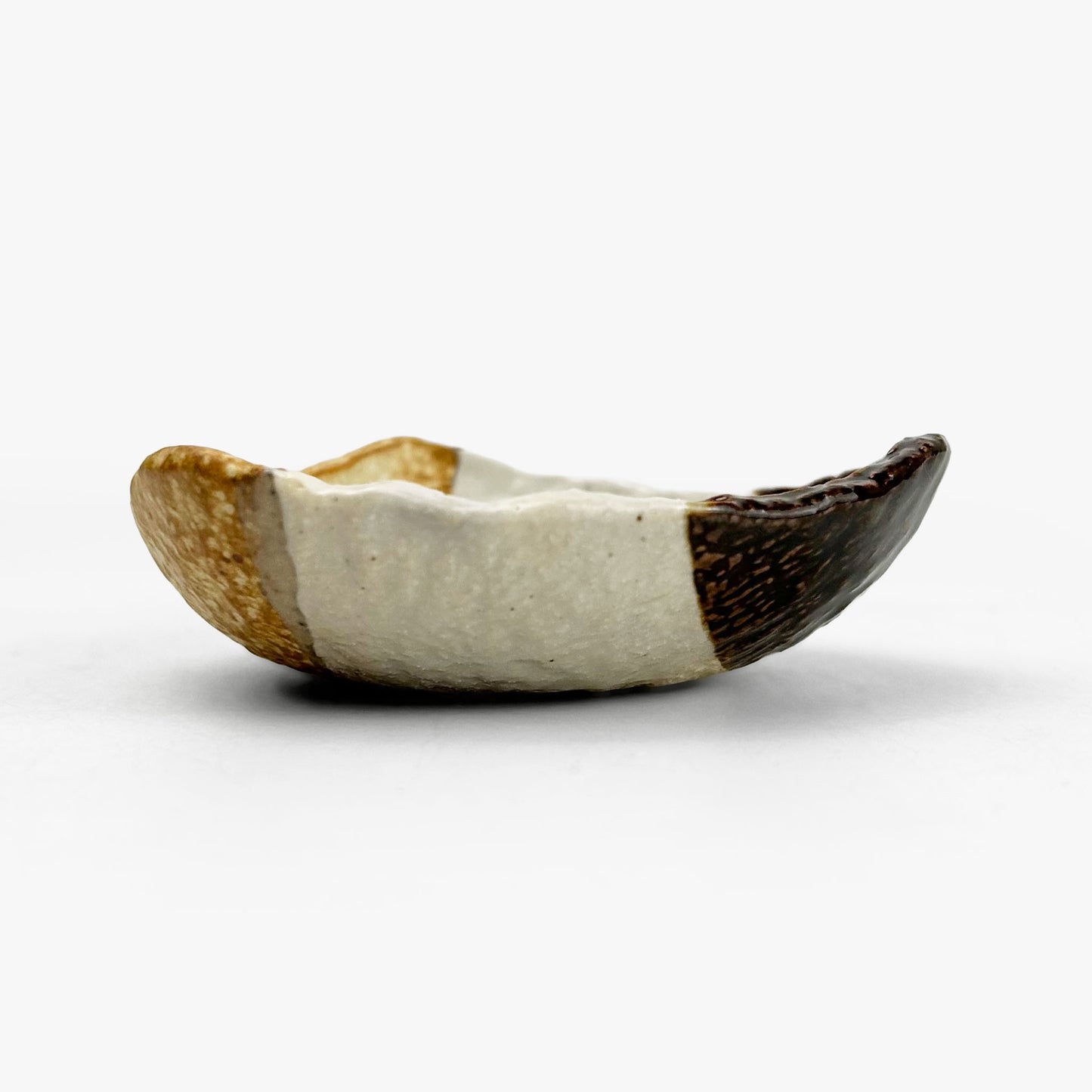 Triangle Dish (3.5"D)