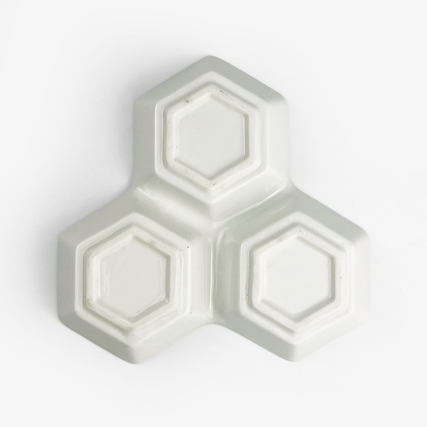 Div. Condiment Dish White (5.5" x 4.5")