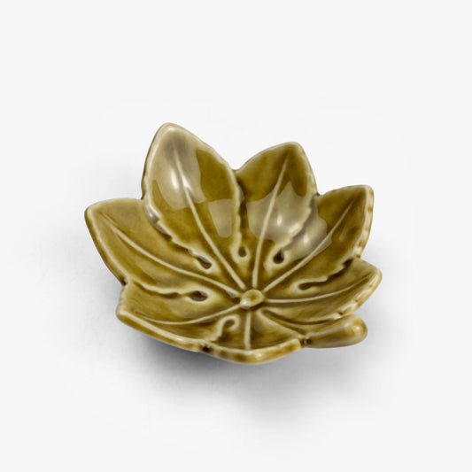Chinmi Dish Leaf Yellow (3.25"x3")
