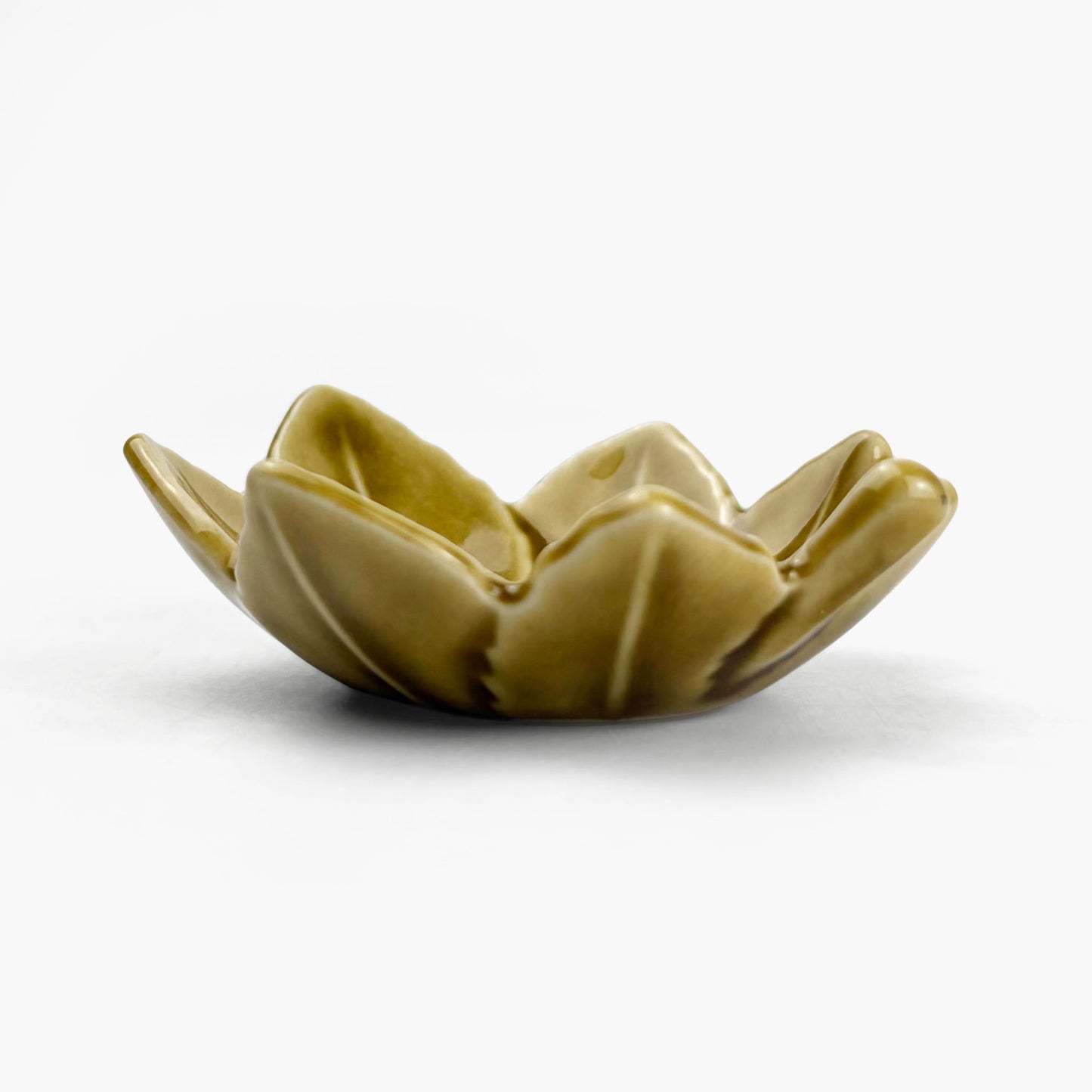 Chinmi Dish Leaf Yellow (3.25"x3")