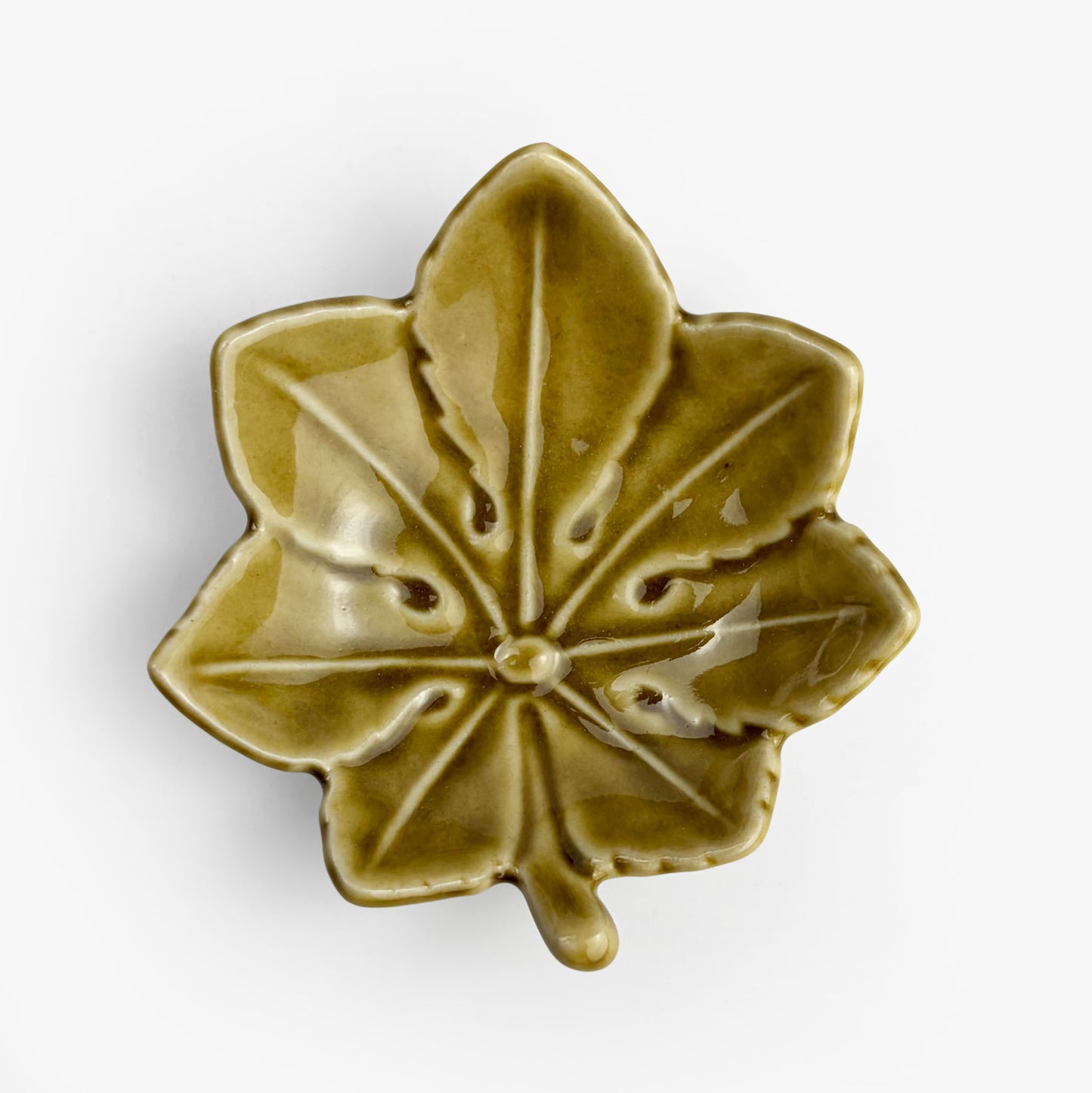 Chinmi Dish Leaf Yellow (3.25"x3")