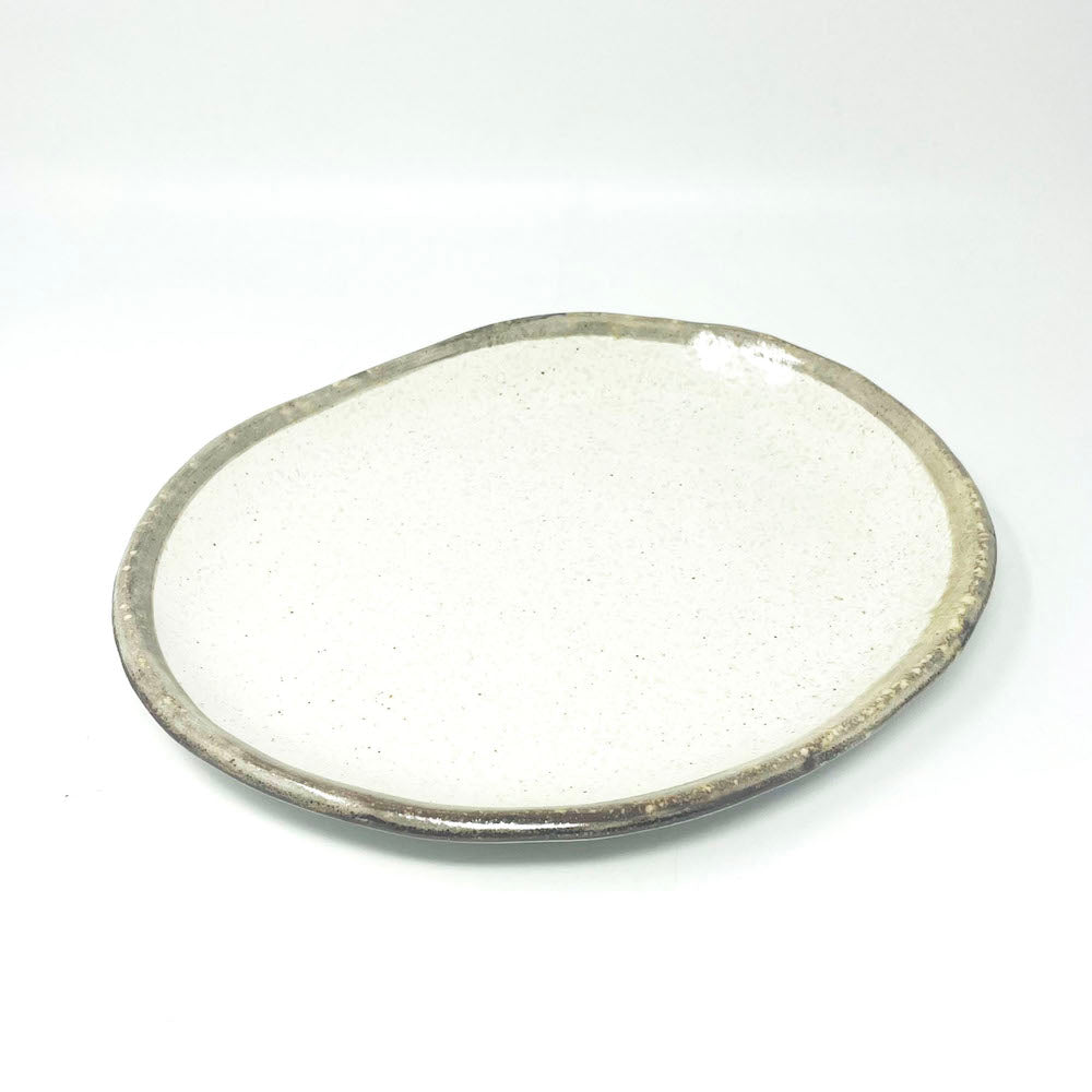 Oval Plate Shirokaratsu Large (10.5"x9") image 1