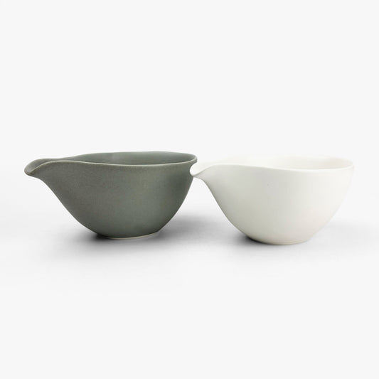 Katakuchi Bowl Medium Gray (6"D)