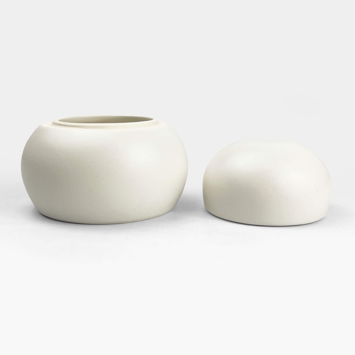Porcelain Kagami Mochi