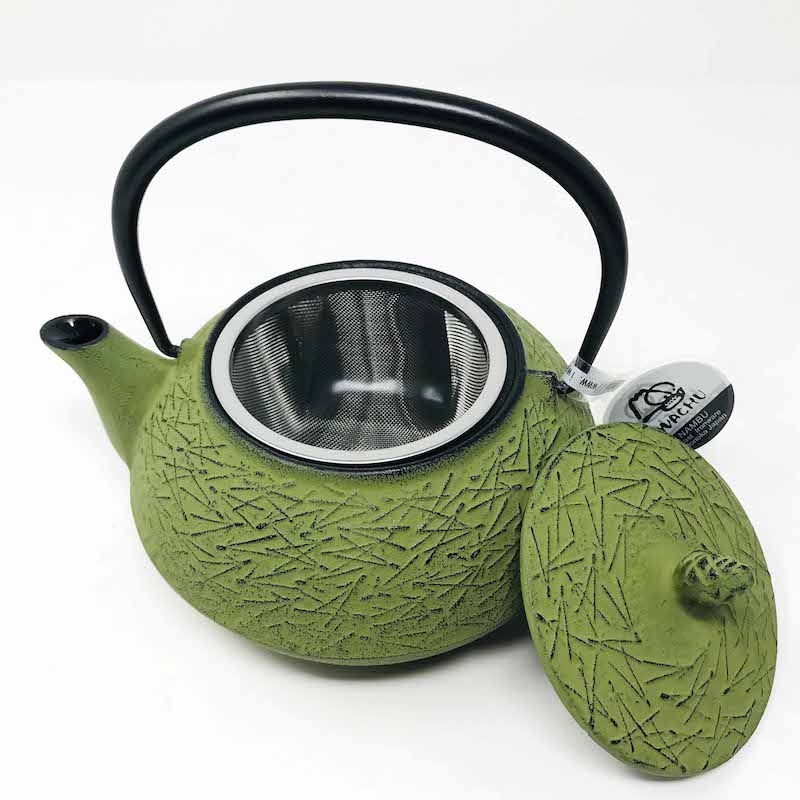 Iwachu Cast Iron Tea Pot Grass Pine Needle (22 fl.oz) image 1