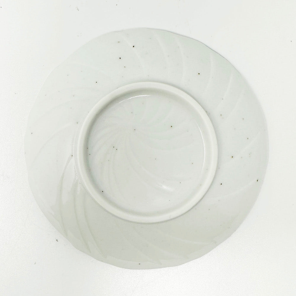 Dish Blue & White  (5.5"D) image 4