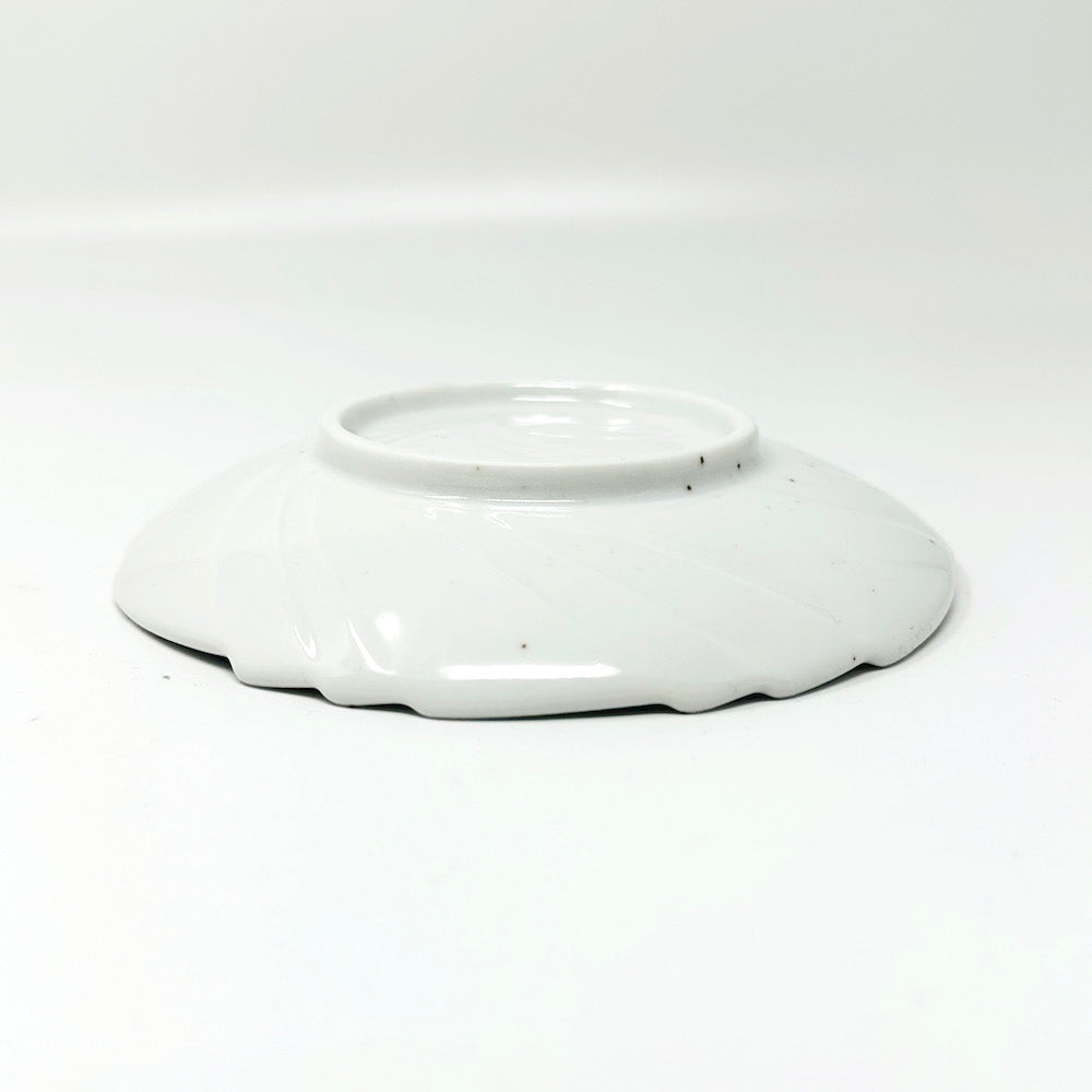 Dish Blue & White  (5.5"D) image 3