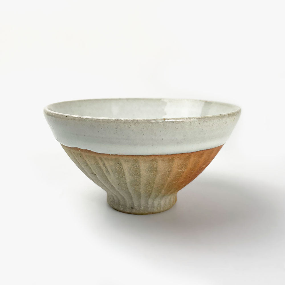 Tetote Small Bowl White (4.5"D) by Keishuugama image 0