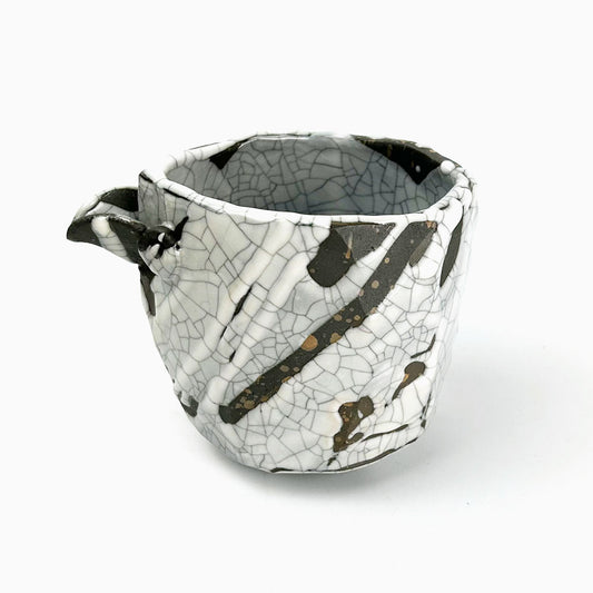 Sumi Kannyu Sake Container  (10oz) by Bunga Yamamoto image 0