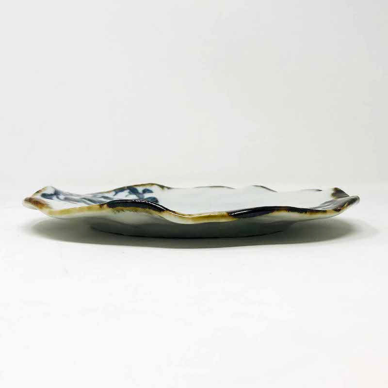 Plate Karakusa (8"D) image 3