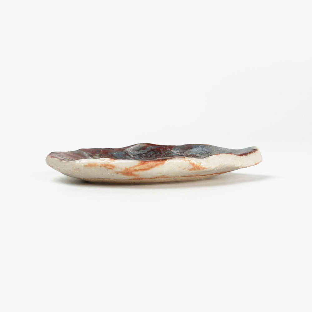 Small Chinmi Dish Hagata Yamabato (3.5" x 2") image 4
