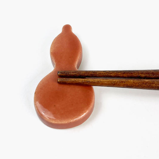 Chopstick Rest Hisago Red (1.75" x 1") image 0