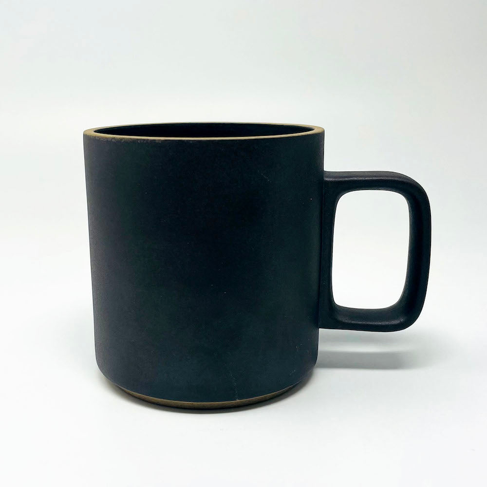 Hasami Porcelain Mug (Medium) -Black image 0