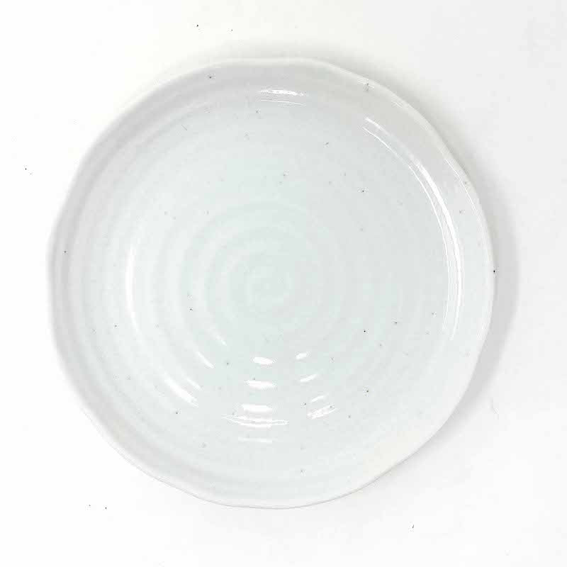 White Kobiki Plate  (8.5"D) image 0