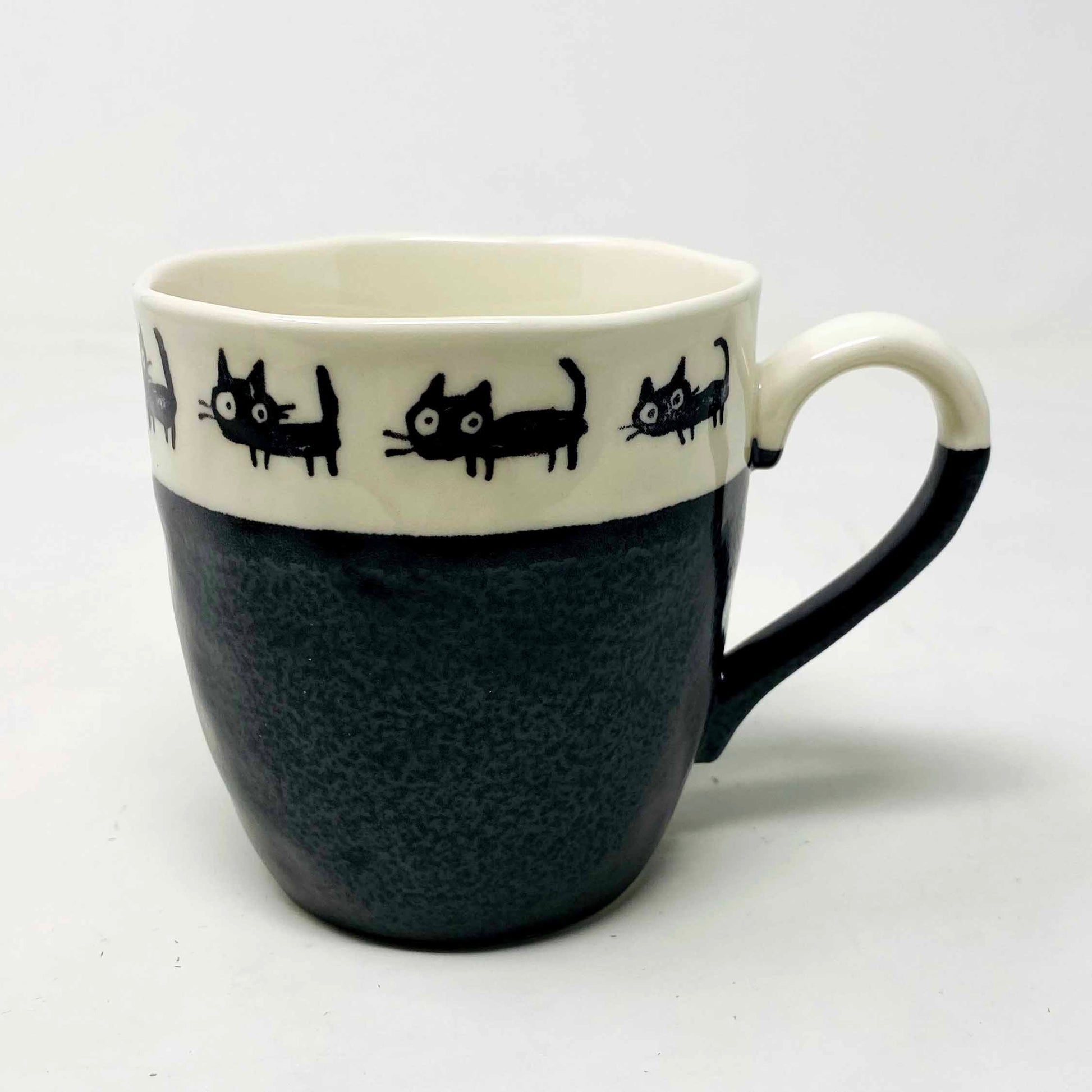 Black Cat Pair Mug (8.5 fl.oz) image 1