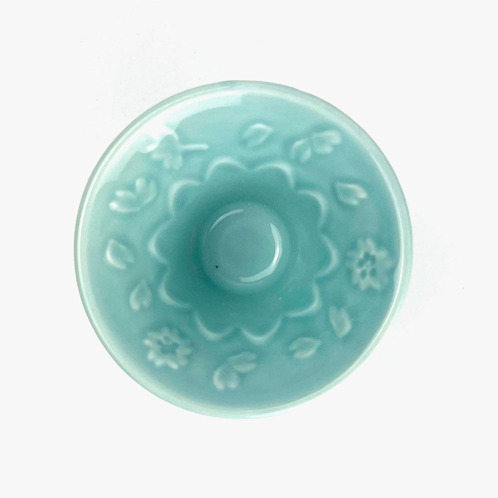 Mt. Fuji Sake Cup Snow (2.5 oz) image 3