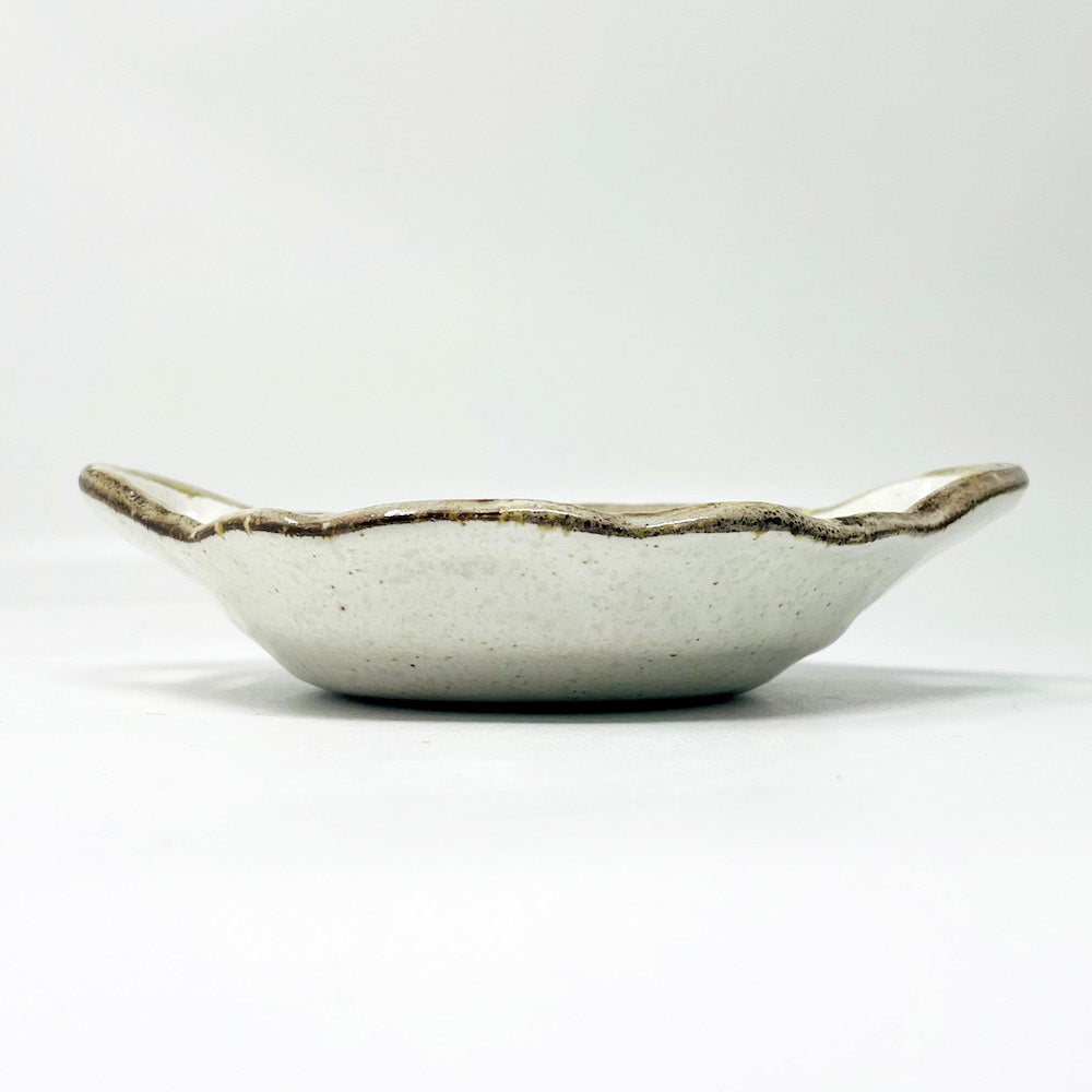 Small Bowl Shiro Karatsu w/ handles (7.25"D) image 1