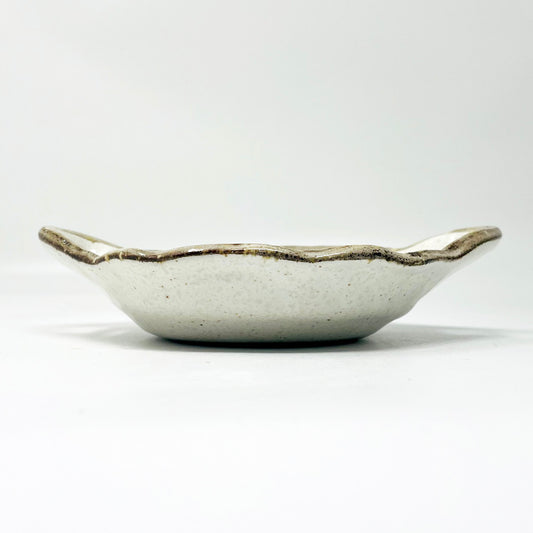Small Bowl Shiro Karatsu w/ handles (7.25"D) image 1