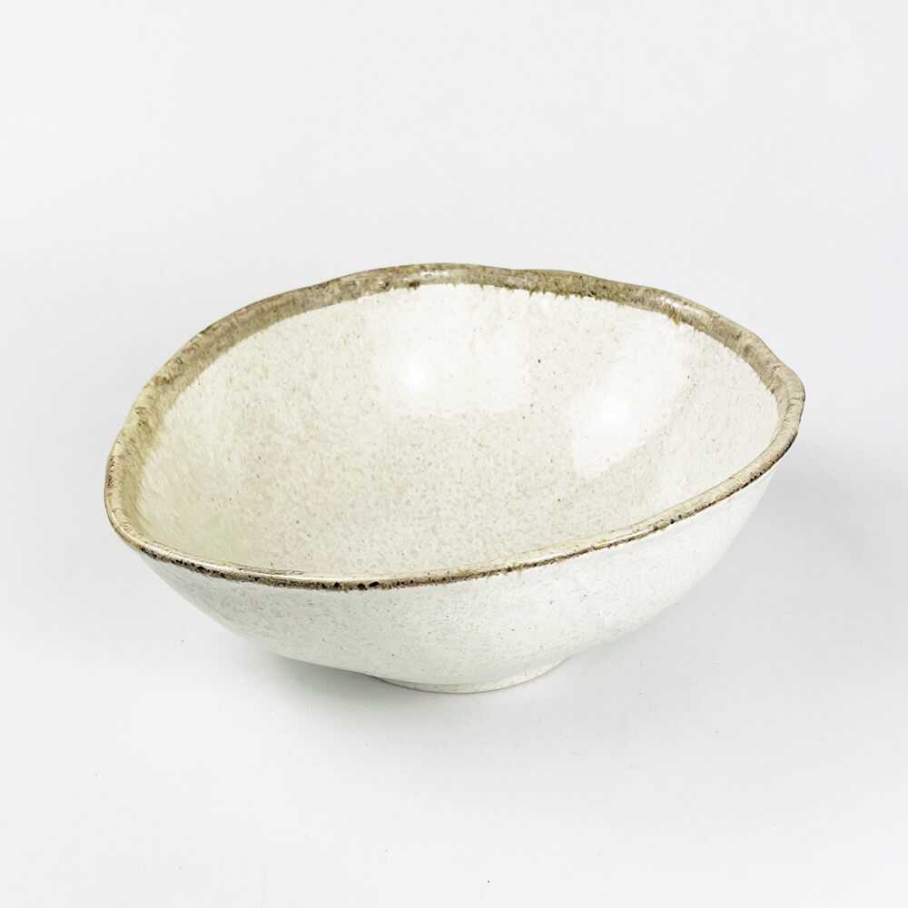 Shirokaratsu Oval Bowl Medium (8.25" x 6.5") image 0
