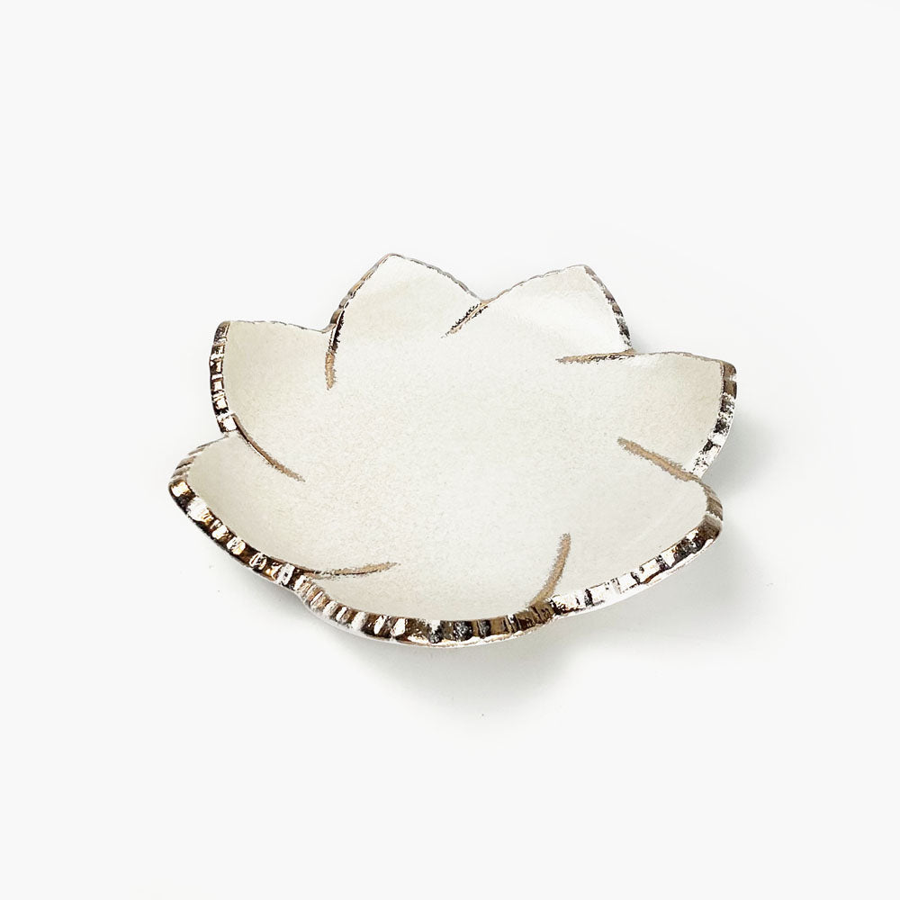 Plate with Gold Tataki Kaede (7.25"D) image 0