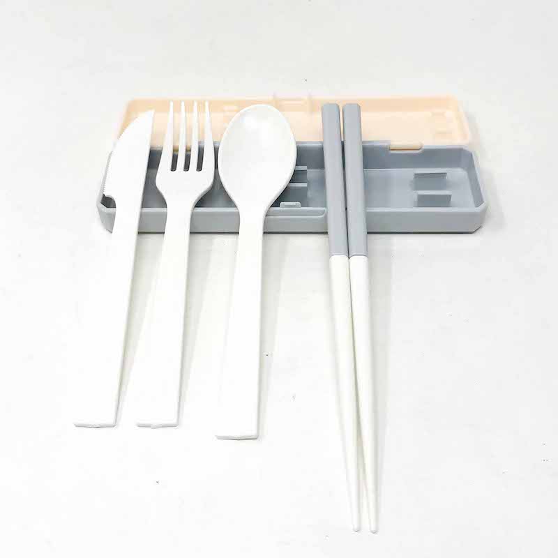 4pcs Portable Travel Cutlery Set Pink (6.75" x 1.75") image 1