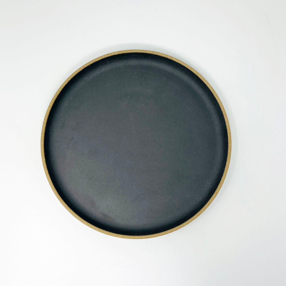 Hasami Porcelain Plate (8.75"D) - Black image 1