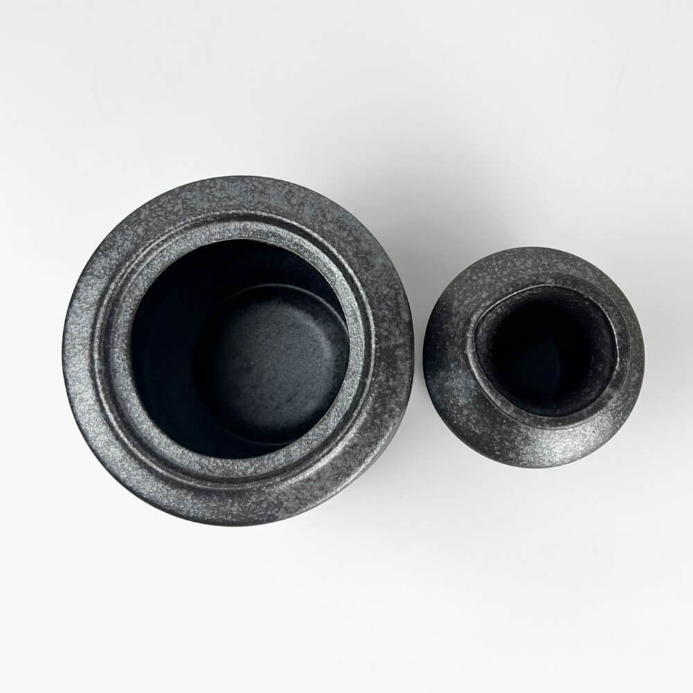 Sake Bottle with Warm/Cold Pocket (10 fl.oz) image 2