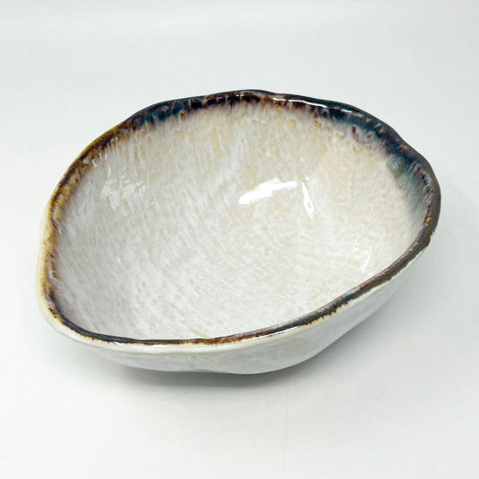 Oval Bowl Medium Shirokinyou (8"x6.75") image 0