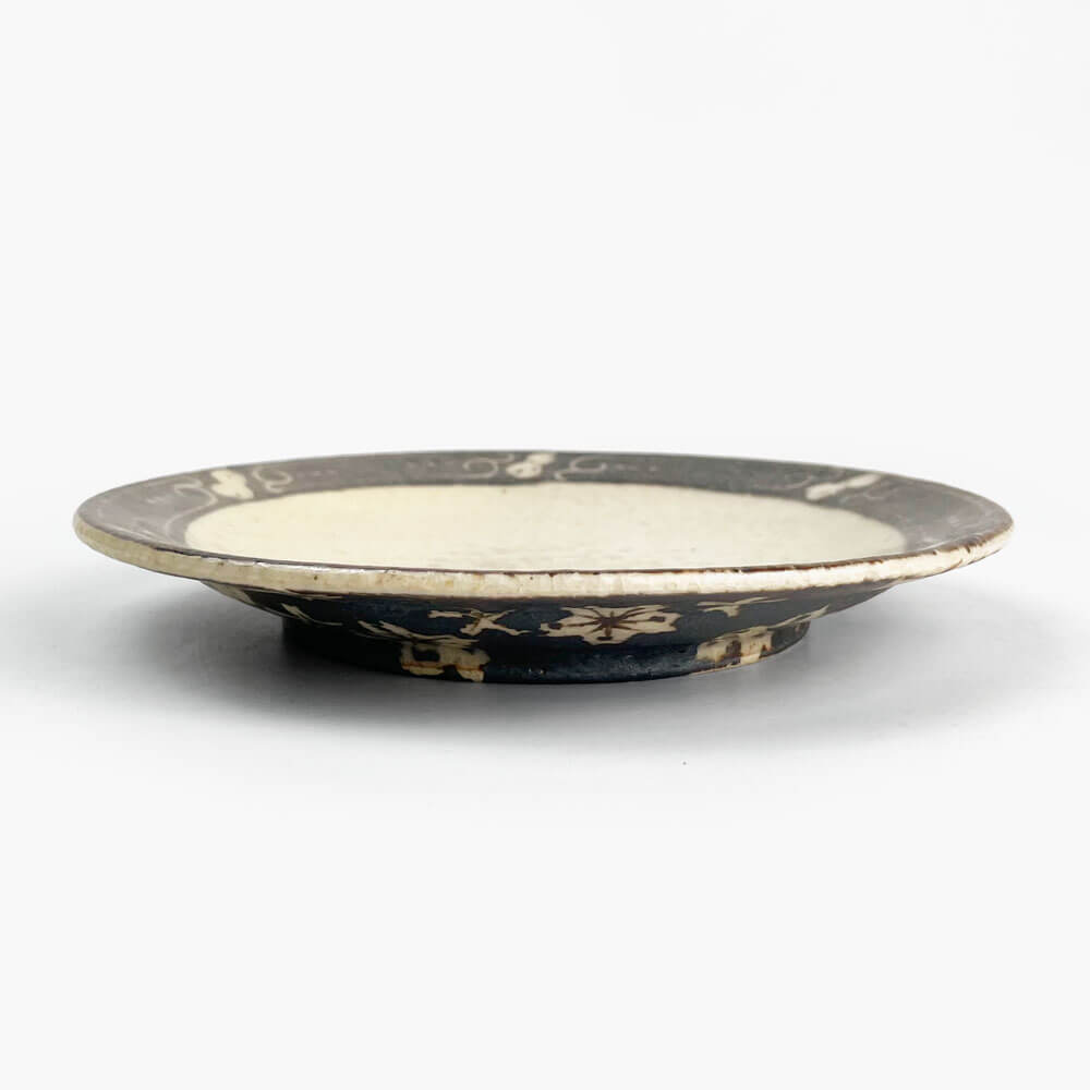 Plate Nezushino by Masayoshi Wakui (6.75"D) image 1