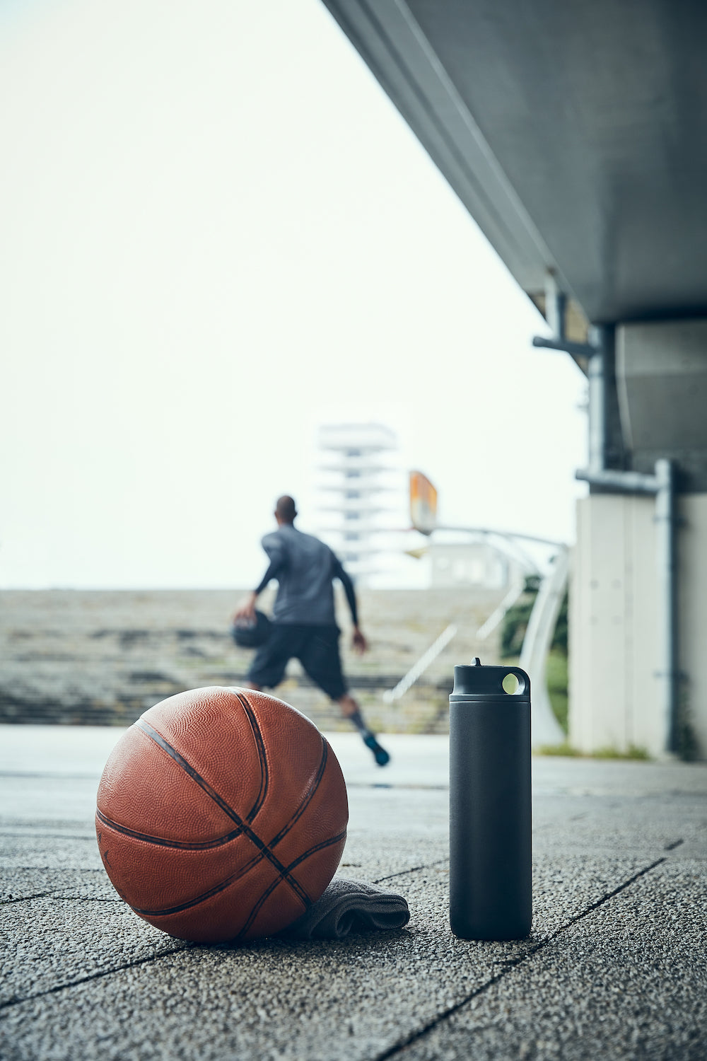 KINTO Active Water Tumbler - Beige (20 oz/600ml)