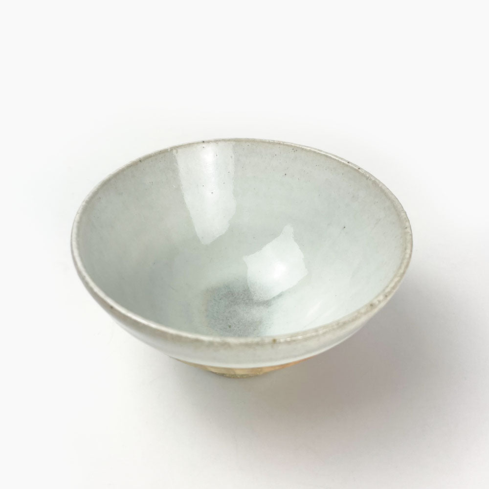 Tetote Small Bowl White (4.5"D) by Keishuugama image 2