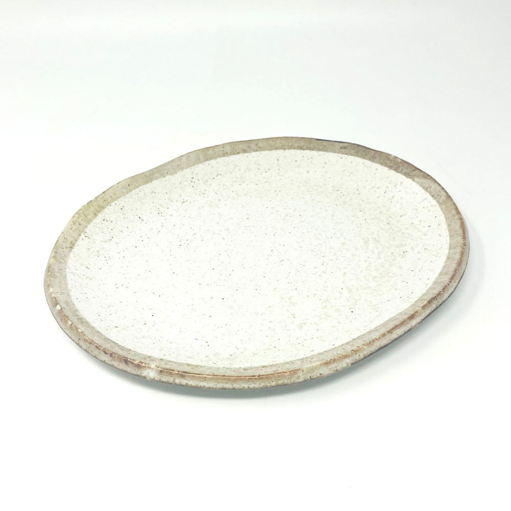 Oval Plate Shirokaratsu Medium (8.75"x7") image 1