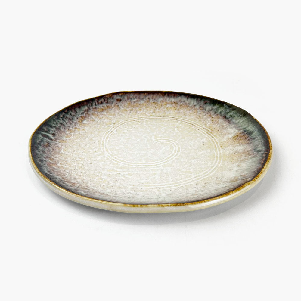 Oval Plate Small Shirokinyo (7" x 5.75") image 1
