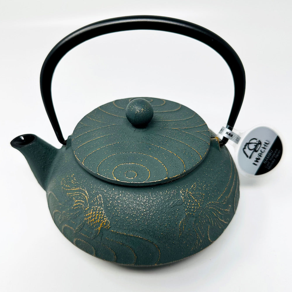 Iwachu Tetsubin Cast Iron Tea Pot (22 fl.oz ) image 1