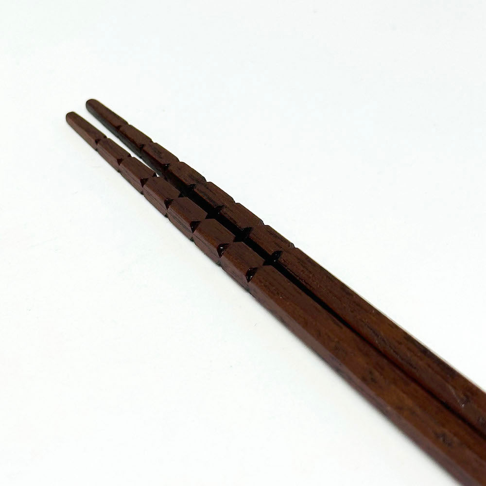 Wakasa-nuri Chopsticks (9"L) image 3