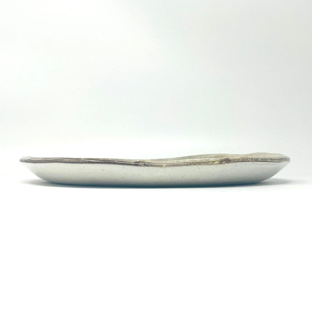 Oval Plate Shirokaratsu Large (10.5"x9") image 4