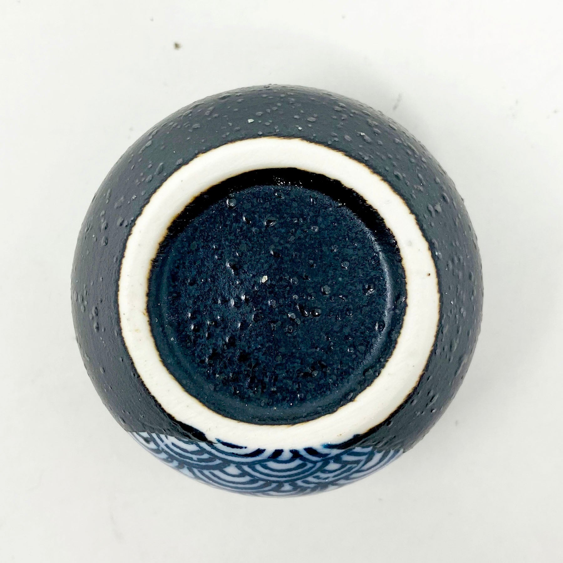 Navy Blue Seigaiha (青海波) Sake Set 1:4 image 3