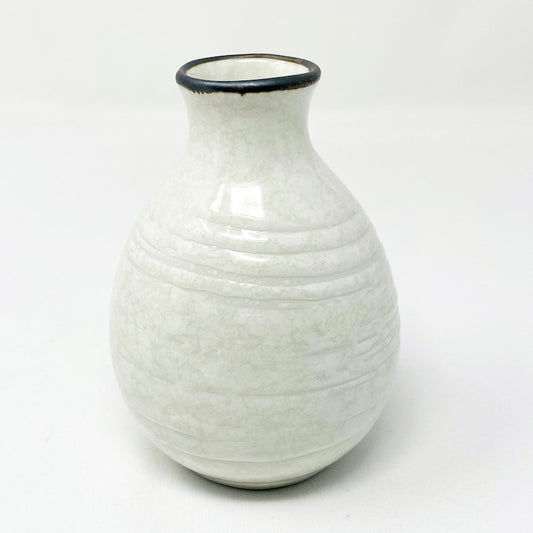 Hime Kobiki Sake Bottle  (10 oz) image 0