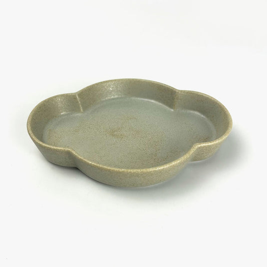 Small Chinmi Dish Grey (5"x 4") image 0
