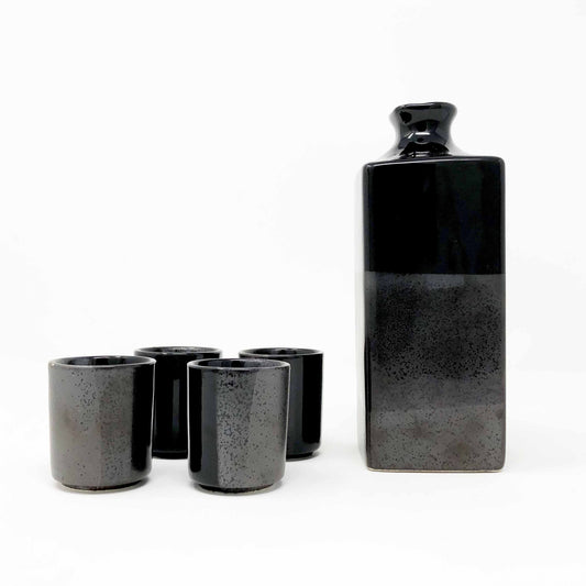 Kuro Ibushi Sake Set 1:4 image 0