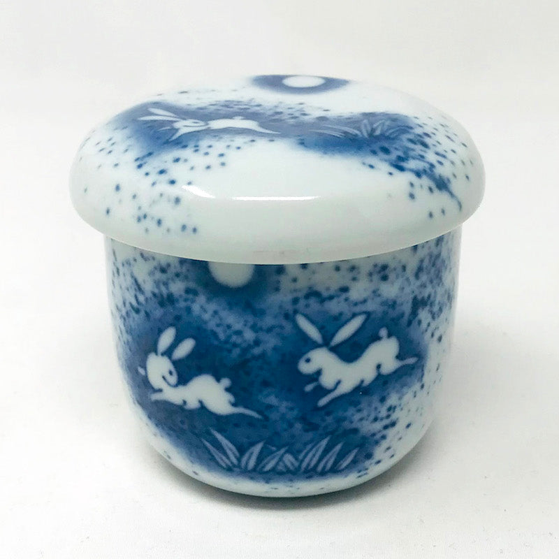 Mushiwan Cov. Bowl Rabbit (5 fl.oz) image 0