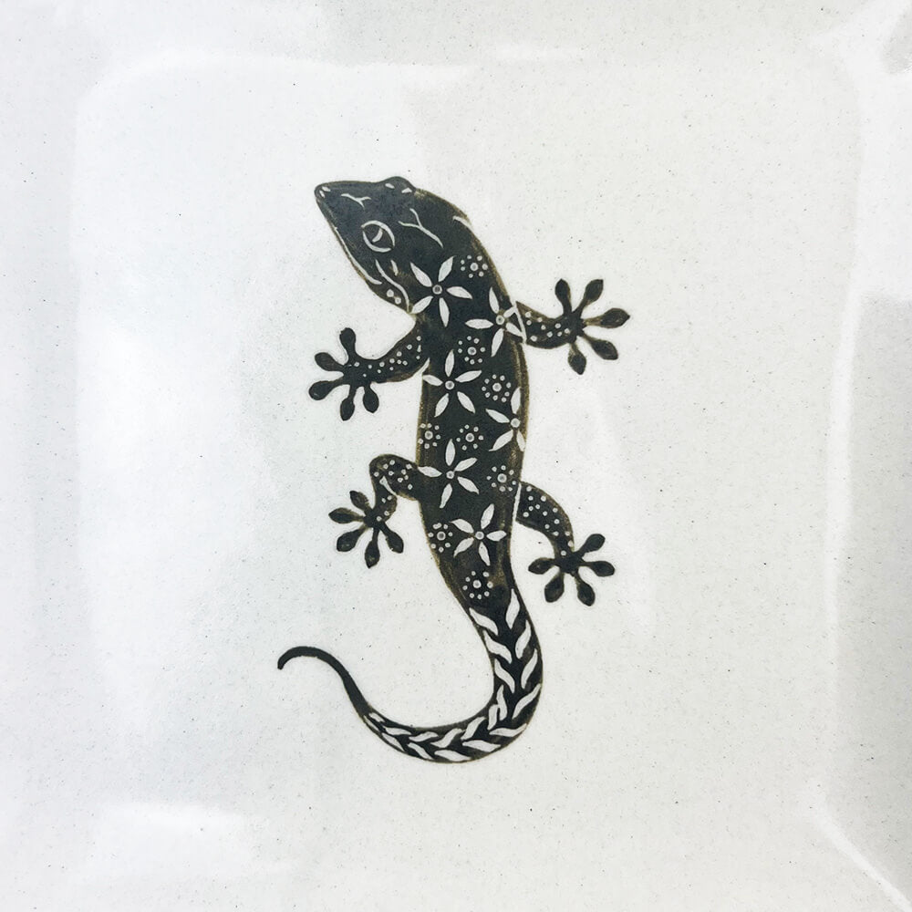 Sq.Plate Lizard (6.5"D) by Takunobu Sawada image 2