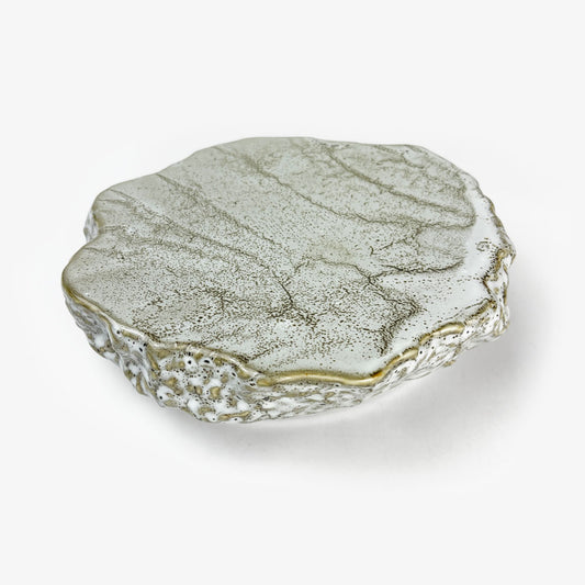 Plate Rock White (6"D) image 0