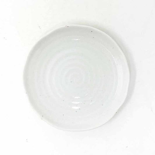 White Kobiki Dish  (5"D) image 0