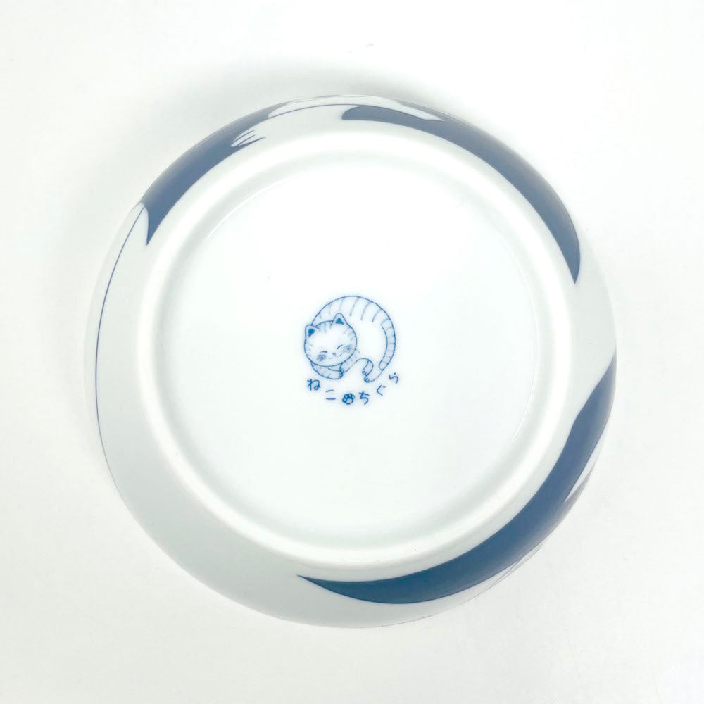 Tuxedo/Hachiware TC  Bowl w/plastic lid (5.25"D) image 2