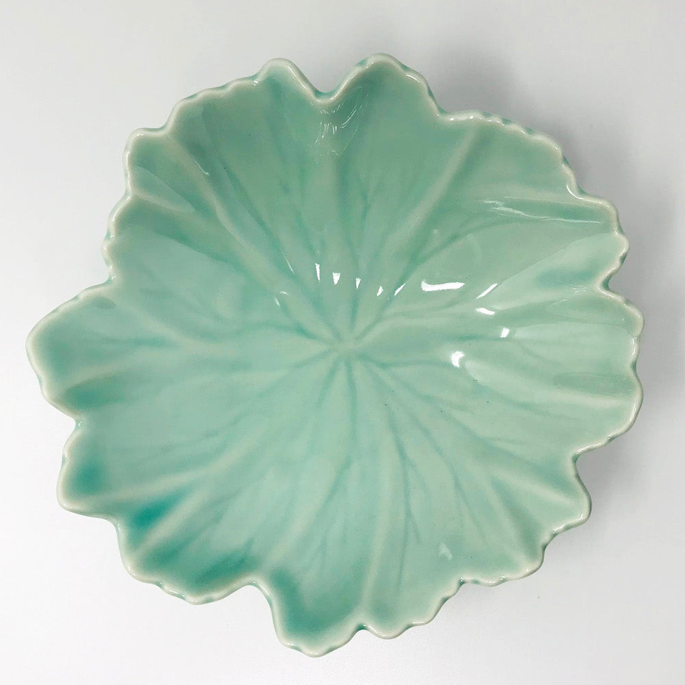 Footed Shallow Leaf Bowl Light Green  (7.5"D) image 4