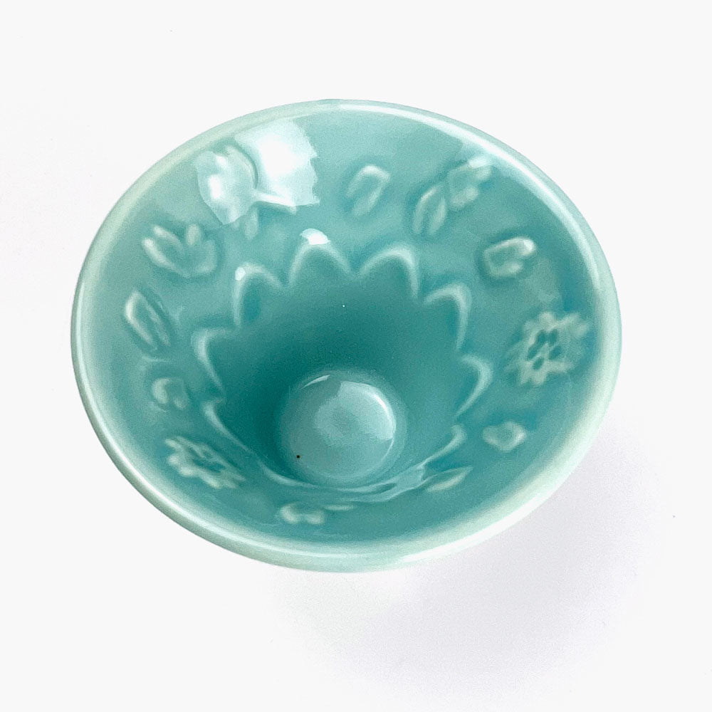 Mt. Fuji Sake Cup Snow (2.5 oz) image 4