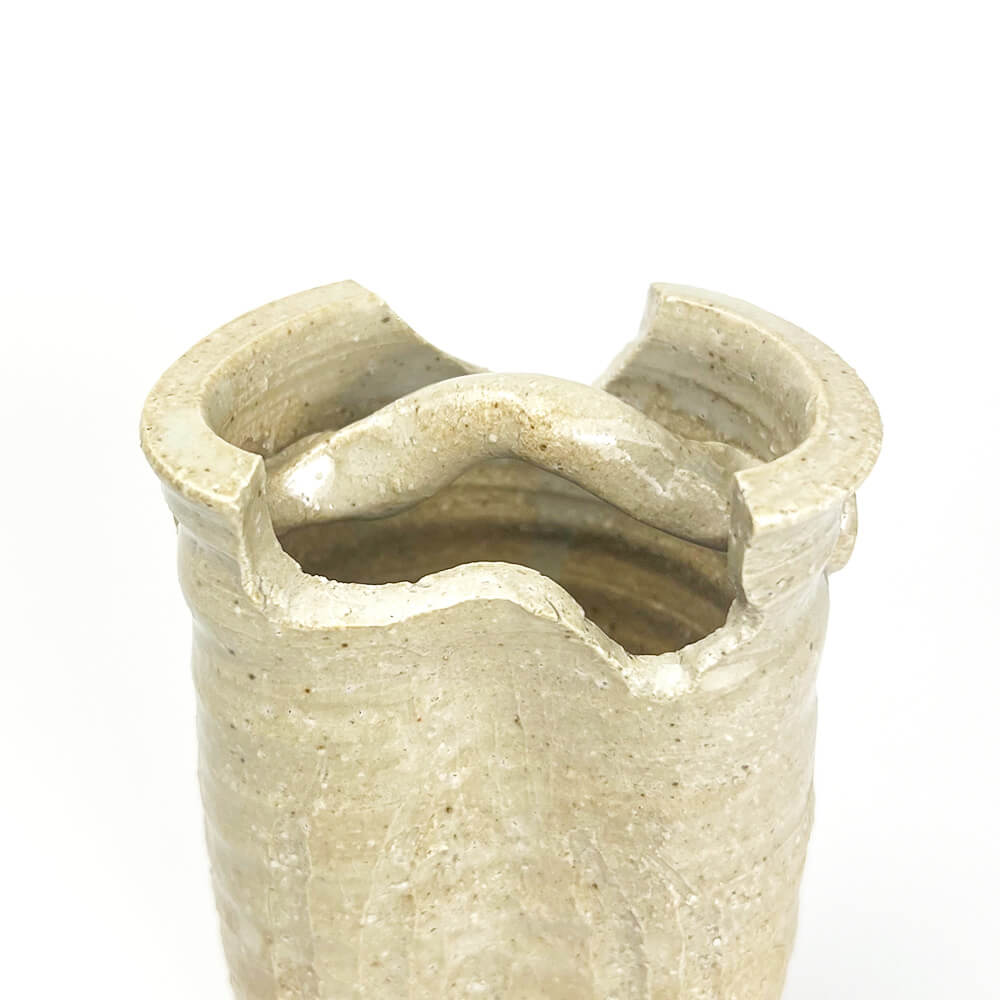 Shigaraki Small Bucket Beige Vase  (5.5"H) image 4