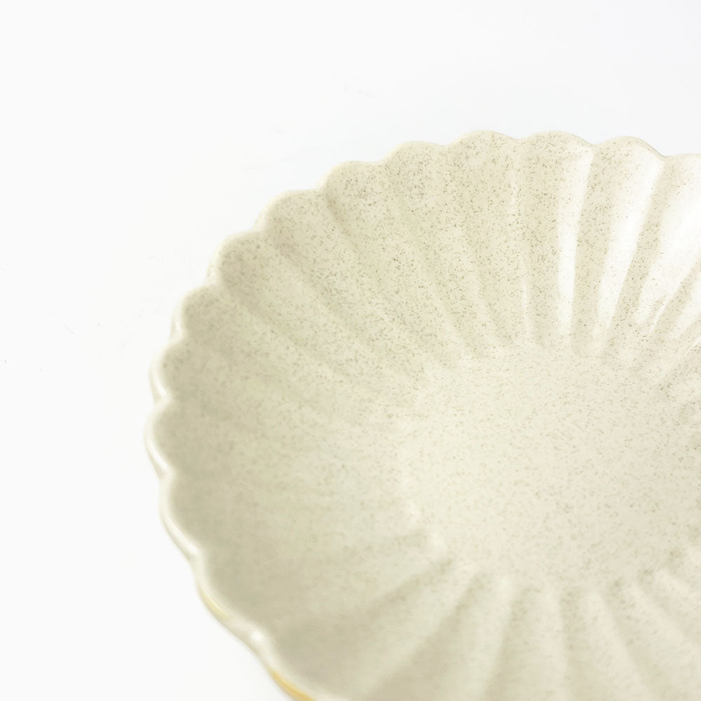 Dish Kiku White (5"D) image 4